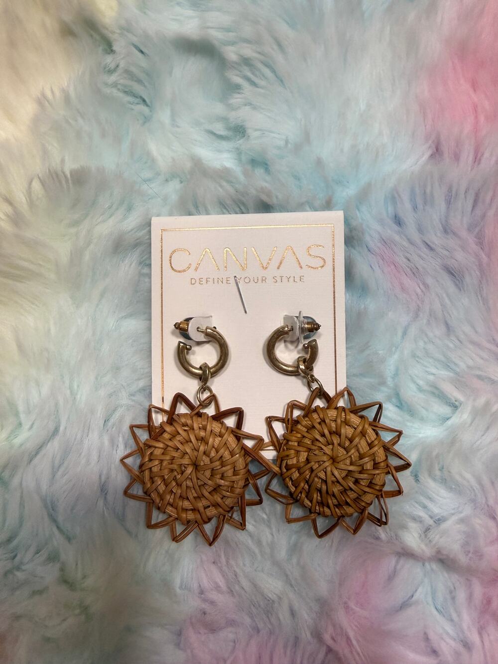 NWT Canvas Woven Rattan Sun Drop Earrings Boho Natural Tan